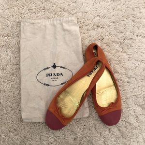 Prada two tone orange pink suede cap toe ballet flats size 39 EUC w dust bag